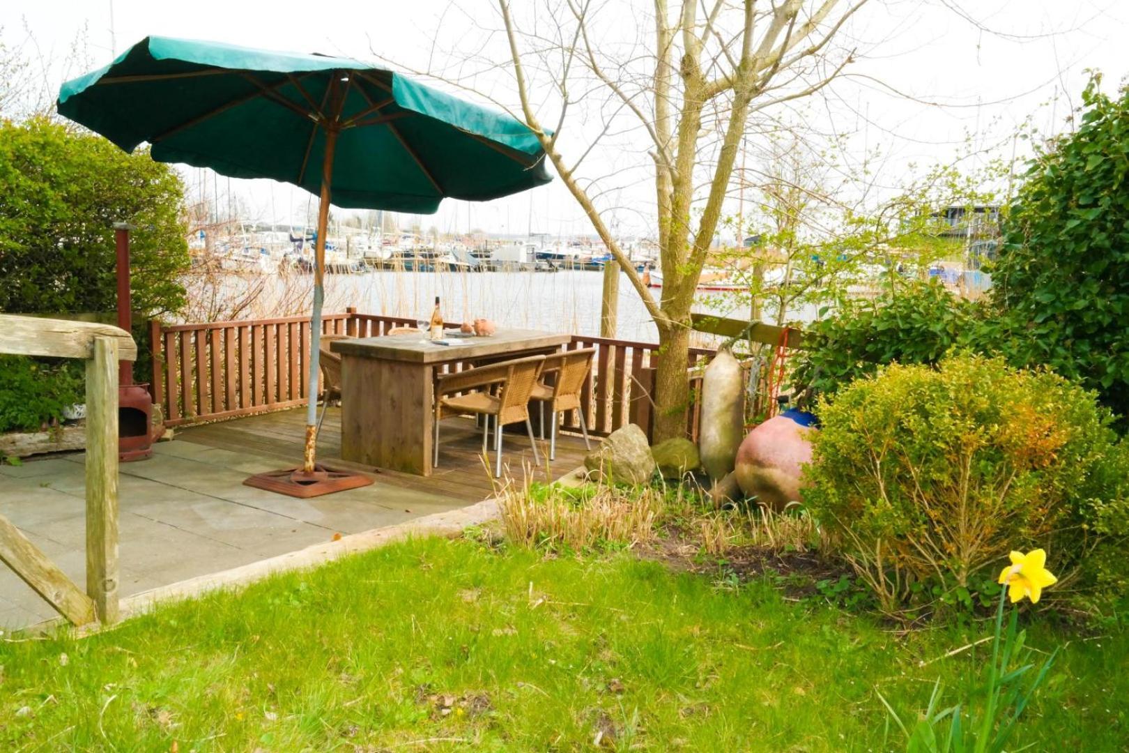 Bijzonder Chalet An Der Marina Met Sauna Anjum Exterior foto
